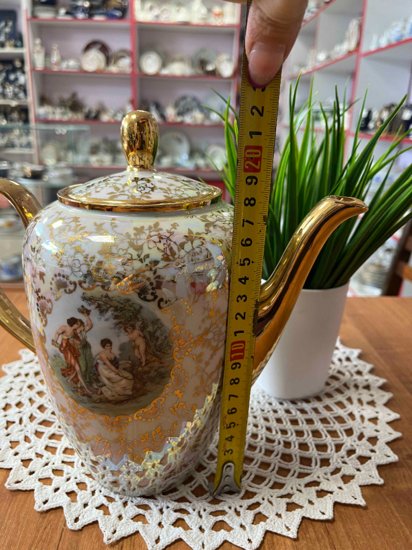 Чайник Wilgelm Jager Eisenberg GDR 1970гг. Фарфор с позолотой и деколью "Мадонна". Винтаж. Картинка 8